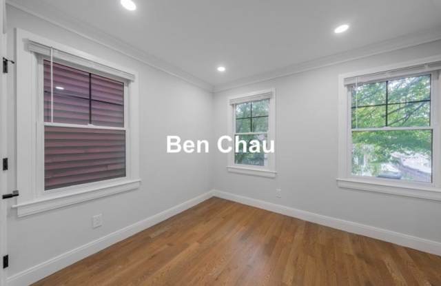 14 Lopez Ave. Gallery 4