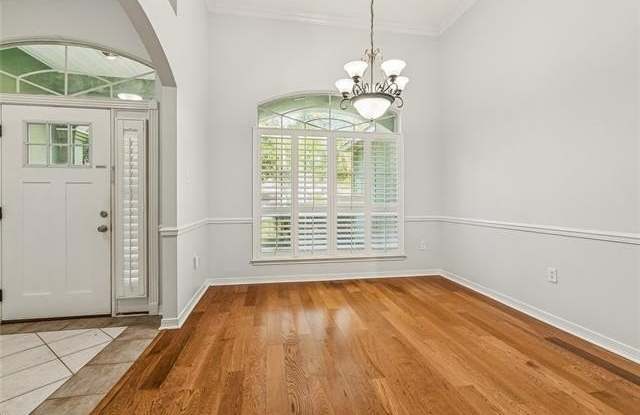 1926 MARLIN Drive Gallery 2