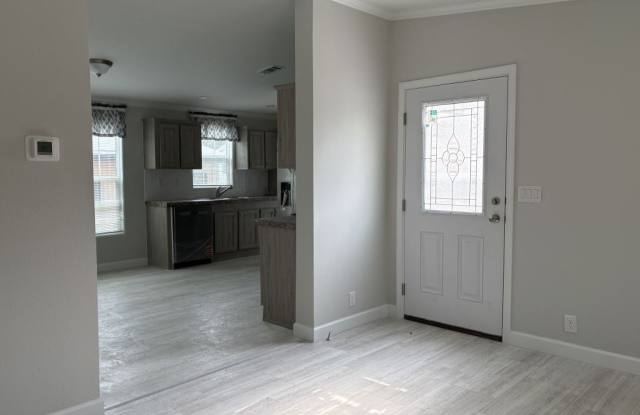 416 Hummingbird Pl Gallery 4