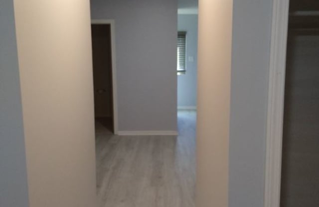 6 Spy Glass Ct Gallery 3