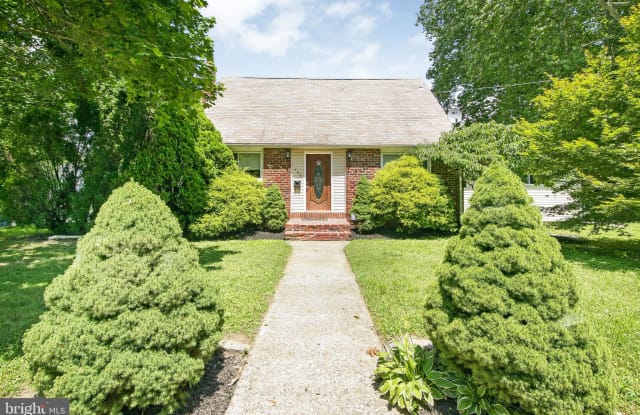 135 1ST AVENUE - 135 1st Avenue, Lindenwold, NJ 08021