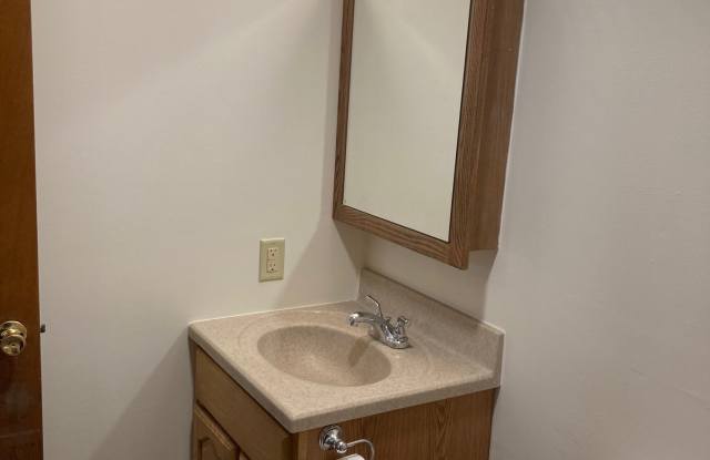 123 North Adams Street photos photos