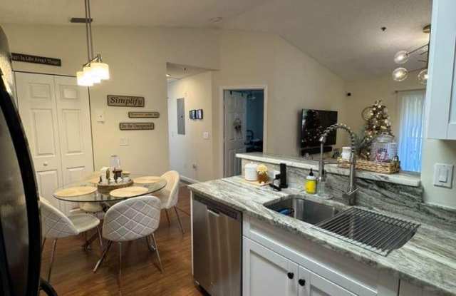 5600 Nw 61st St photos photos