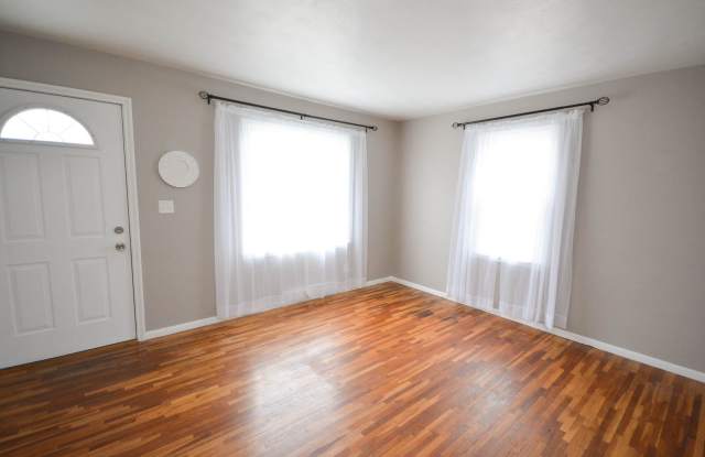 Impeccable updated home just blocks from downtown! Gallery 3