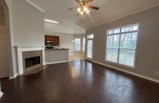 Glen Ridge Subdivision! Large Bonus Room Upstairs! Gallery 4