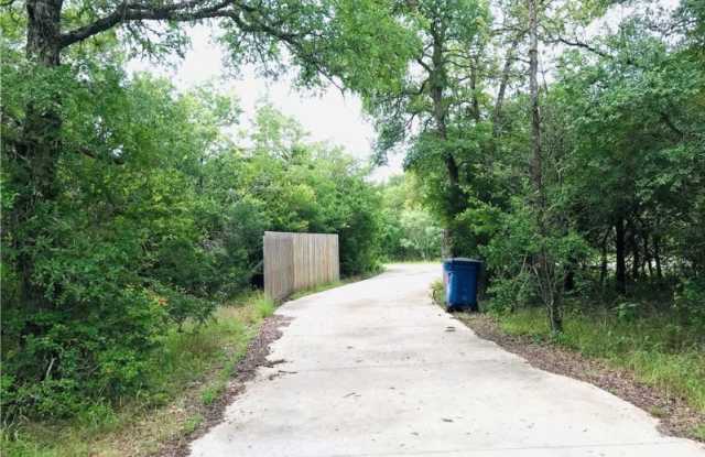 140 Shady Oaks Loop Gallery 3
