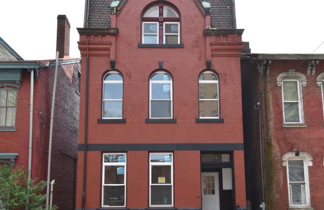 1005 Sheffield St photos photos