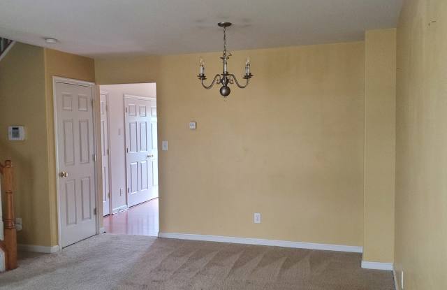 10435 Westgate Ct Gallery 3