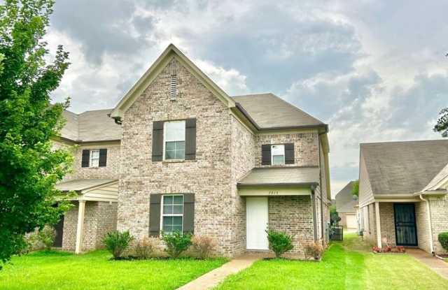 7915 Lowrance Road photos photos