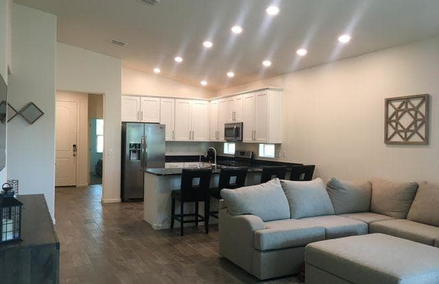 3241 S SANTA RITA Way - 3241 South Santa Rita Way, Chandler, AZ 85286