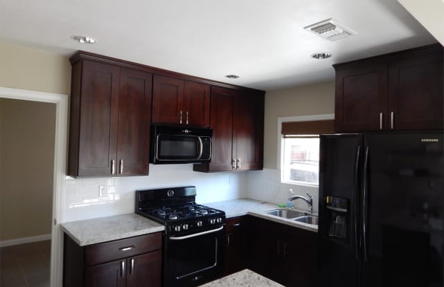 5913 Fountain Avenue - 5913 Fountain Avenue, Los Angeles, CA 90028