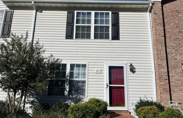 Ashwood Townhomes in Forest, VA - 1015 Blake Court, Bedford County, VA 24551