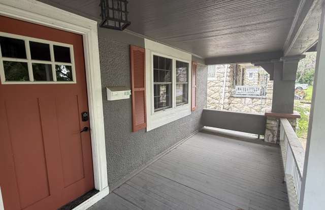 3816 Flora Avenue Gallery 2
