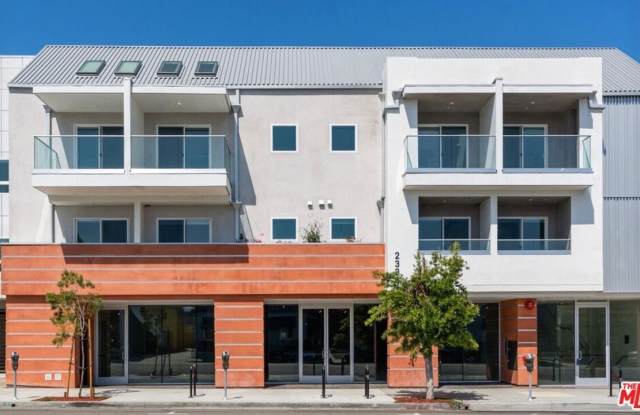 2336 Westwood Blvd - 2336 Westwood Boulevard, Los Angeles, CA 90064