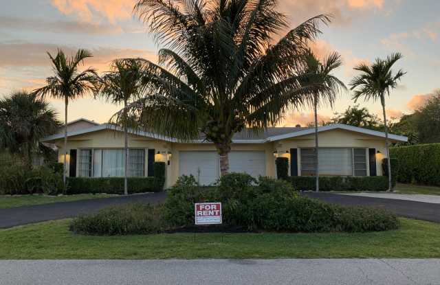 6551 NE 7th Avenue photos photos