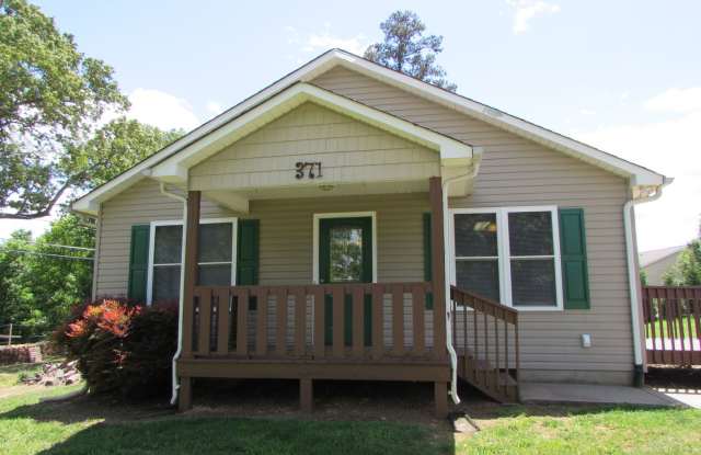 3 Bed/2 Bath Home in Troutman - Covered Front Porch - Back Deck - Storage Shed photos photos