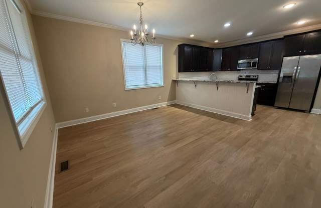 PRE-LEASING FOR AUGUST 7TH 2027! Gallery 4