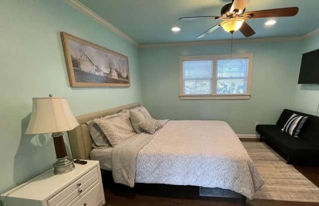 2761 Zane Grey Drive Southeast - 2761 Zane Grey Drive Southeast, Gresham Park, GA 30316