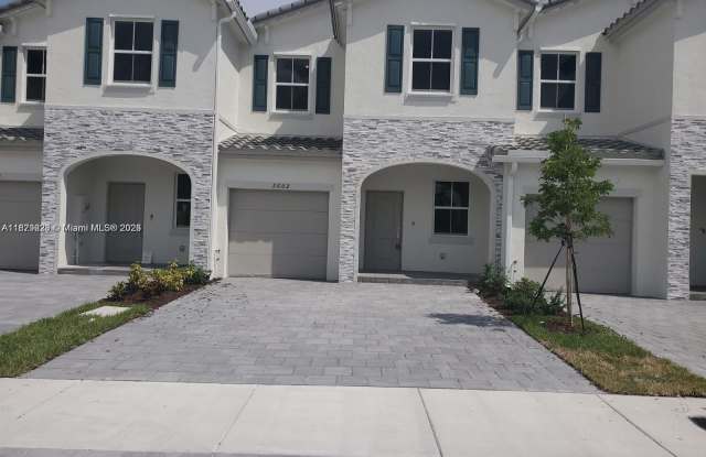 2602 SE 11th St photos photos