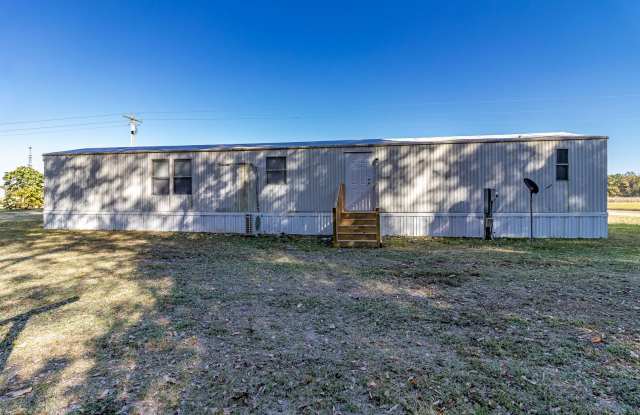 Rosewood Rental! Newly Remodeled 2 BR, 2 BA Single Wide in Goldsboro - 394 Community Drive, Wayne County, NC 27530