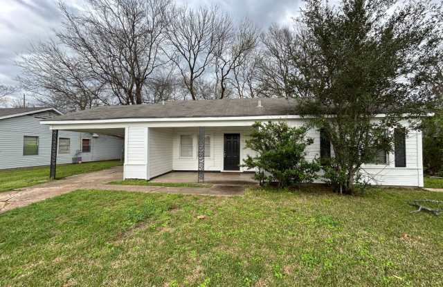 Cute 2/1 Updated Bossier photos photos Cute 2/1 Updated Bossier photos photos