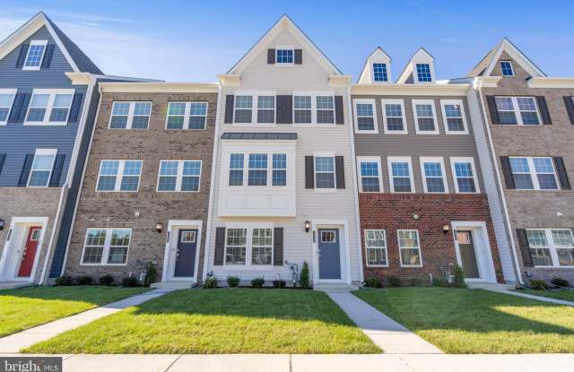 1828 PARHAM WAY - 1828 Parham Way, Woodlawn, MD 21244