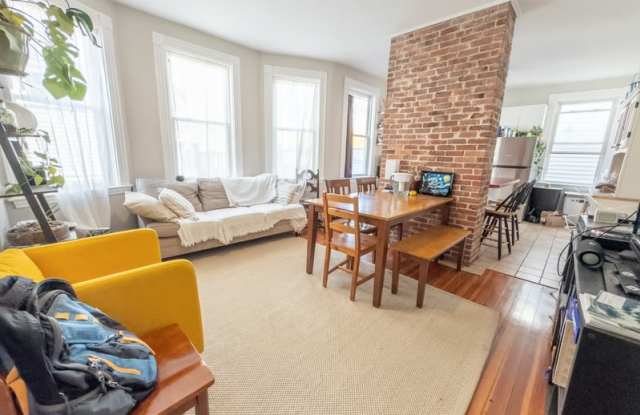 589 Franklin Street photos photos