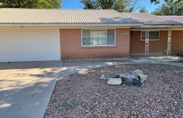 2005 Barnett Drive (363) - 2005 Barnett Drive, Roswell, NM 88203