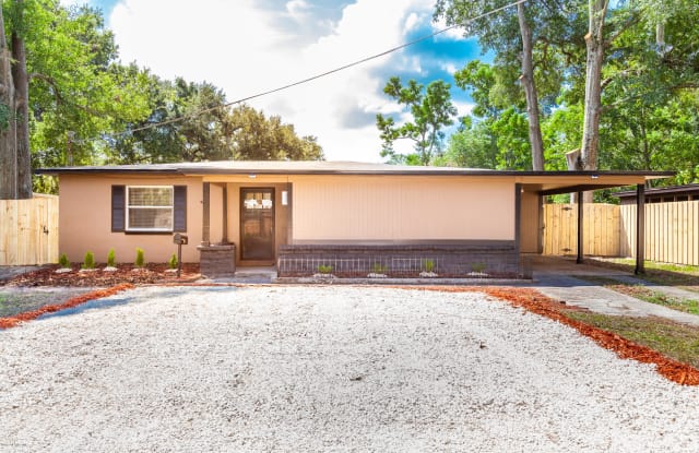 6020 LAKE RIDGE AVE - 6020 Lake Ridge Avenue, Jacksonville, FL 32211