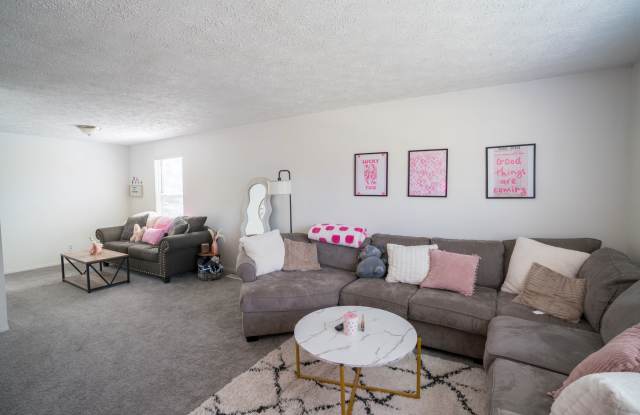 923 Burcham Drive - 923 - 923 Burcham Drive, East Lansing, MI 48823