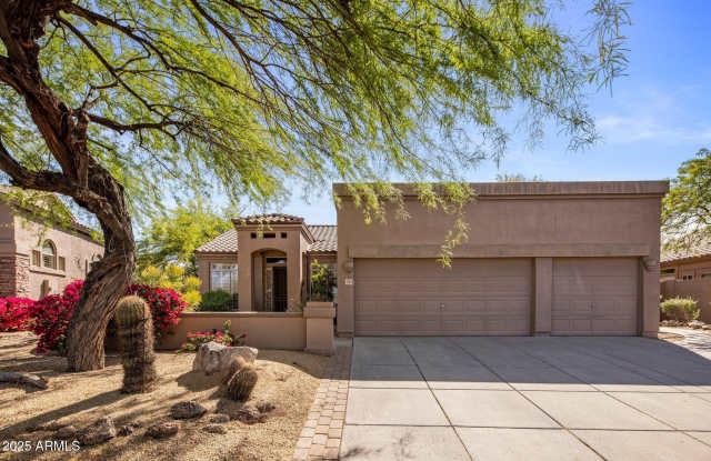 3741 N PASEO DEL SOL -- photos photos