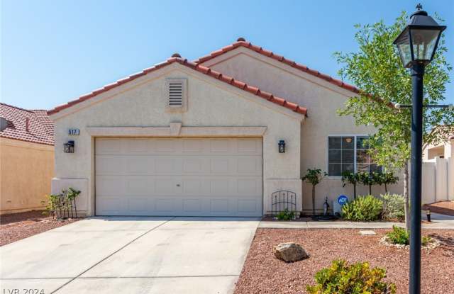 517 Regal Robin Way - 517 Regal Robin Way, North Las Vegas, NV 89084