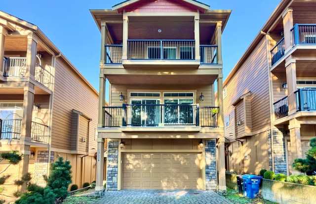 Modern New Construction 4b3b Townhome - 12722 35th Avenue Northeast, Seattle, WA 98125