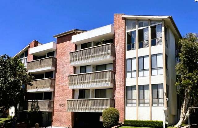11805 Mayfield Avenue - 11805 Mayfield Avenue, Los Angeles, CA 90049