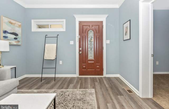 404 CEDARLEAF Avenue - 404 Cedarleaf Avenue, Peppermill Village, MD 20743