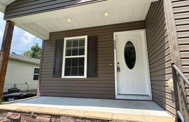 Beautiful Home near Historic Downtown Tullahoma! Gallery 3