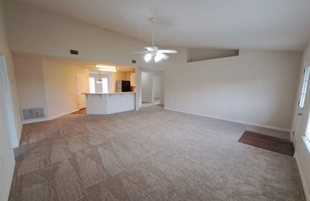 Nice 4 BR/2BA in Jaimee's Ridge Subdivision Gallery 3