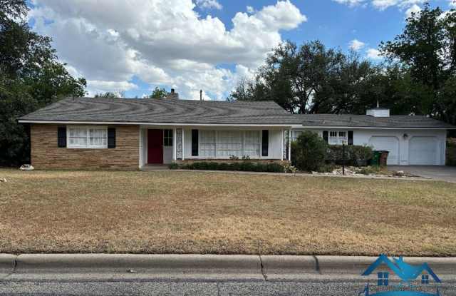 For Rent or Sale - 3 Bed/ 3 Bath in College Hills - 2661 Oxford Ave photos photos