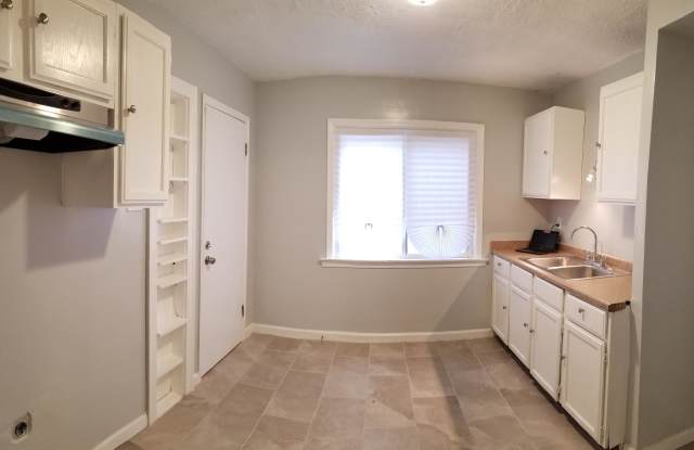 17415 Warrington Drive - Unit 2 Gallery 3
