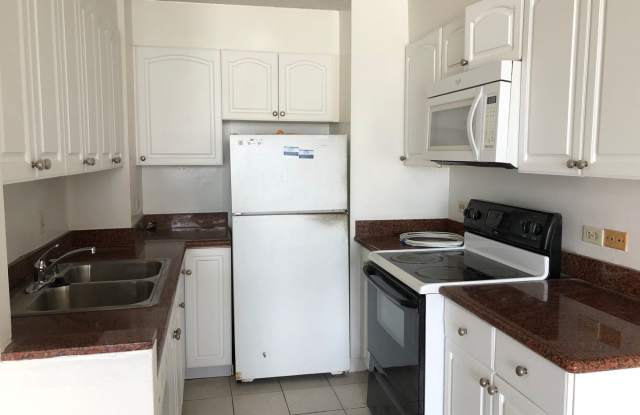 Great Salt Lake Location! 2/2 with 2 parking, A/C, Pet Friendly photos photos