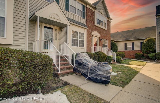 84 Richmond Court - 84 Richmond Court South, Monmouth County, NJ 07733