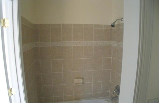 14422 GOLDEN OAK Gallery 4