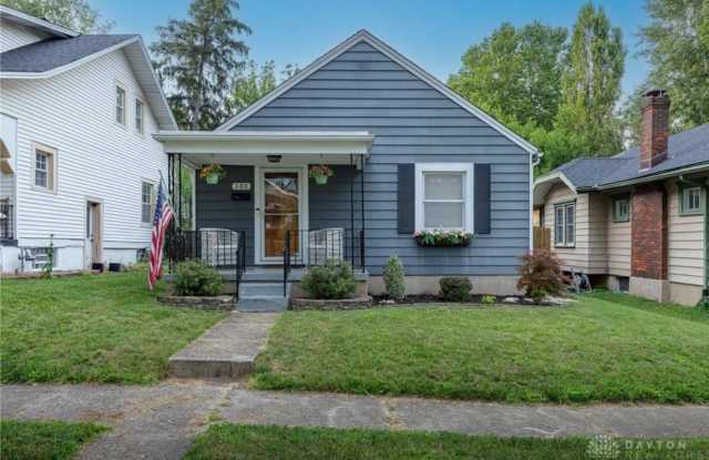 133 Marlboro Pl photos photos