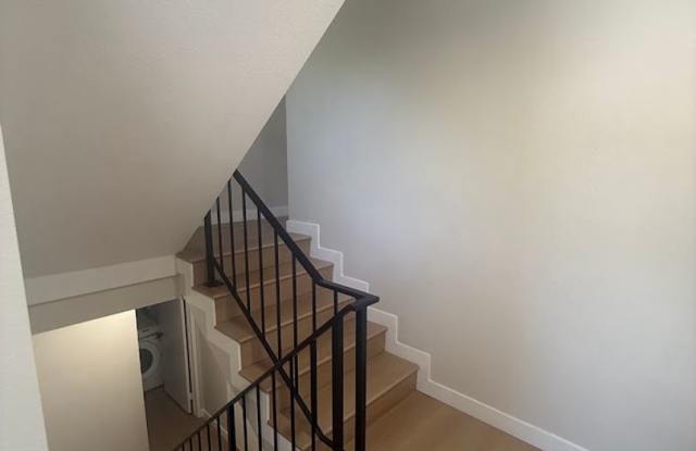Beautifully Renovated 3-Bedroom Townhome in Gated Harbor City Community Gallery 4