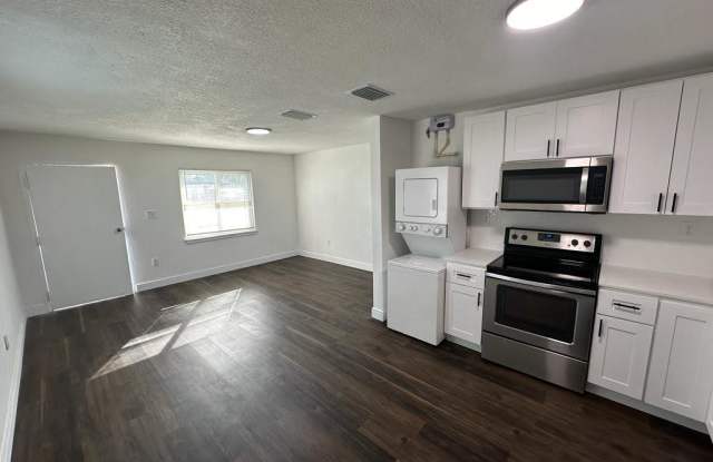 2111 Mara Court - 2 - 2111 Mara Court, Leesburg, FL 34748