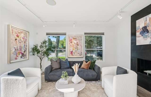 4102 Bowser Avenue Gallery 2