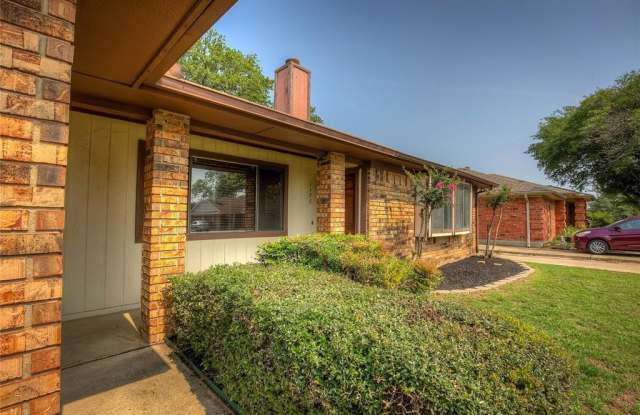 1109 Hialeah Path Gallery 2
