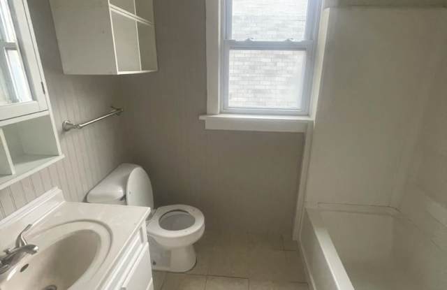 2 Bedroom 1 Bathroom House Section 8 Accepted! 1/2 OFF FIRST MONTHS RENT! photos photos 2 Bedroom 1 Bathroom House Section 8 Accepted! 1/2 OFF FIRST MONTHS RENT! photos photos