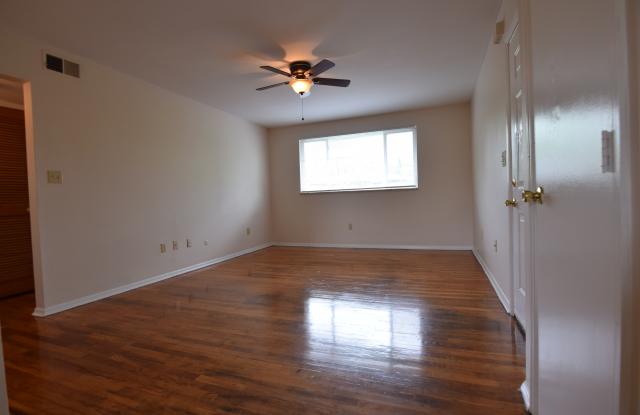 3689 Broadway Apt 3 photos photos