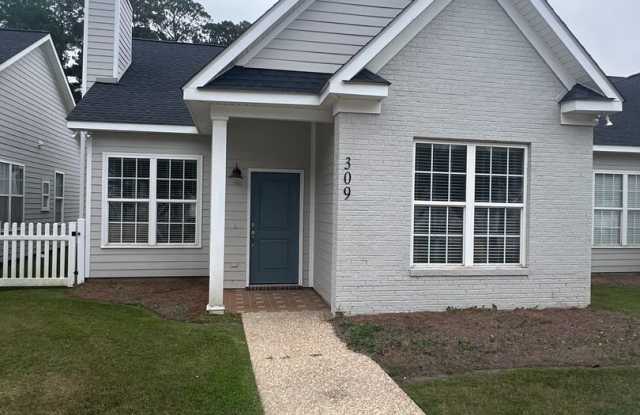Charming 3/2 Home in Great Neighborhood photos photos
